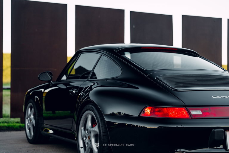 Porsche 993 Carrera 4S