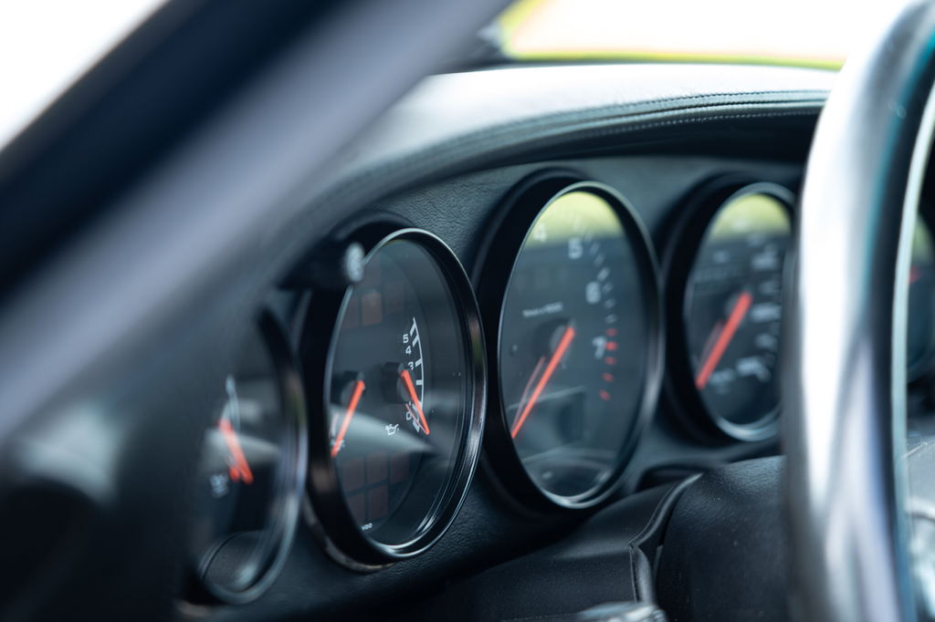 Porsche 993 Carrera 4