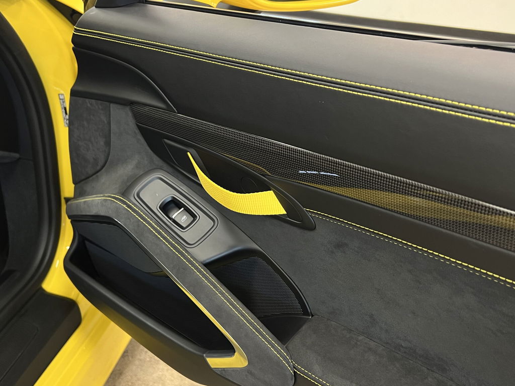 Porsche 981 Cayman GT4