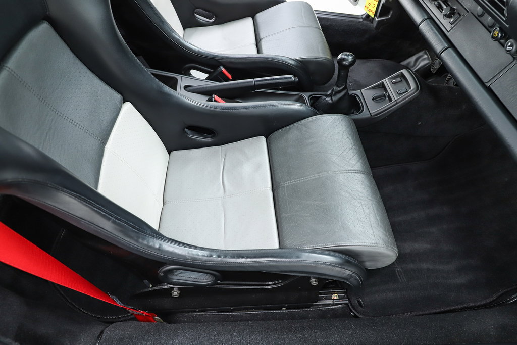 Porsche 964 Carrera RS