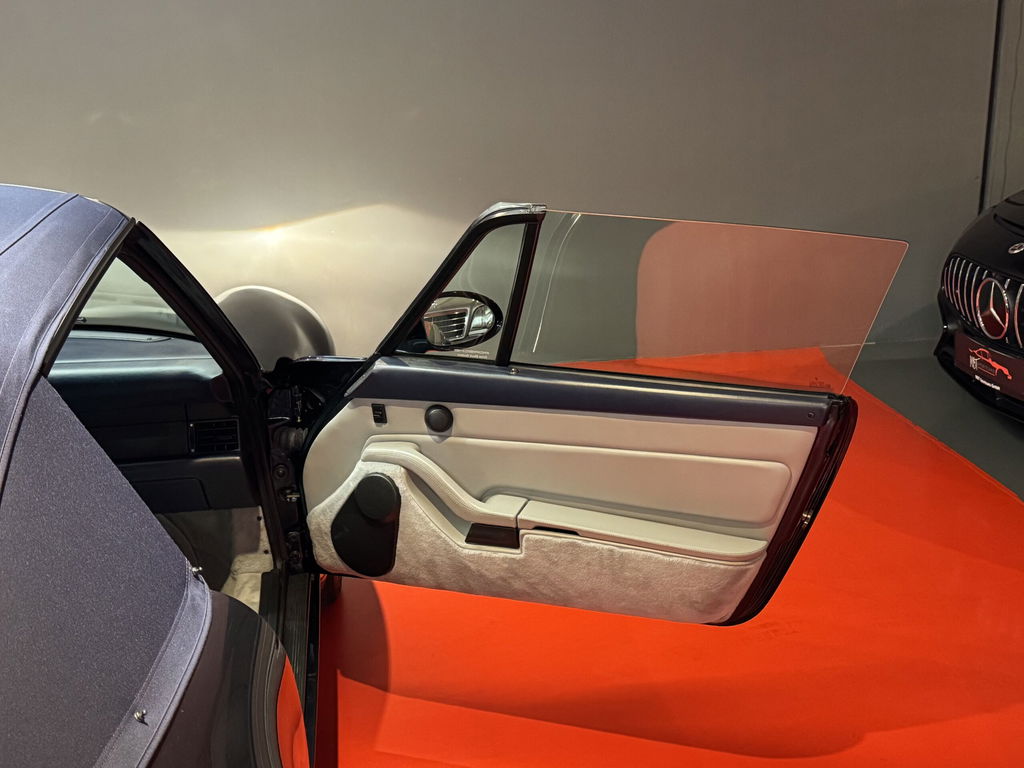 Porsche 993 Carrera 4