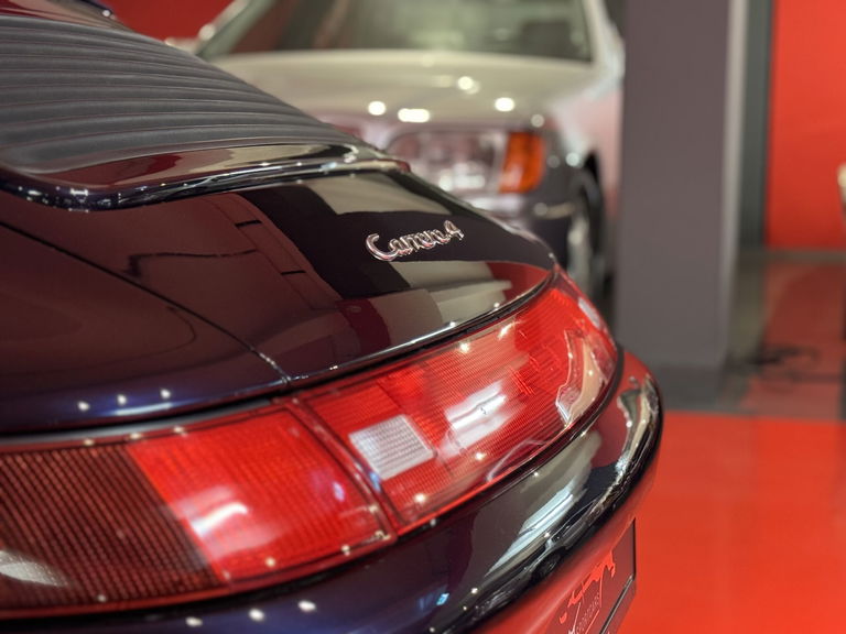 Porsche 993 Carrera 4