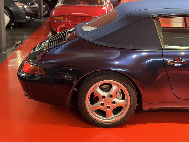 Porsche 993 Carrera 4