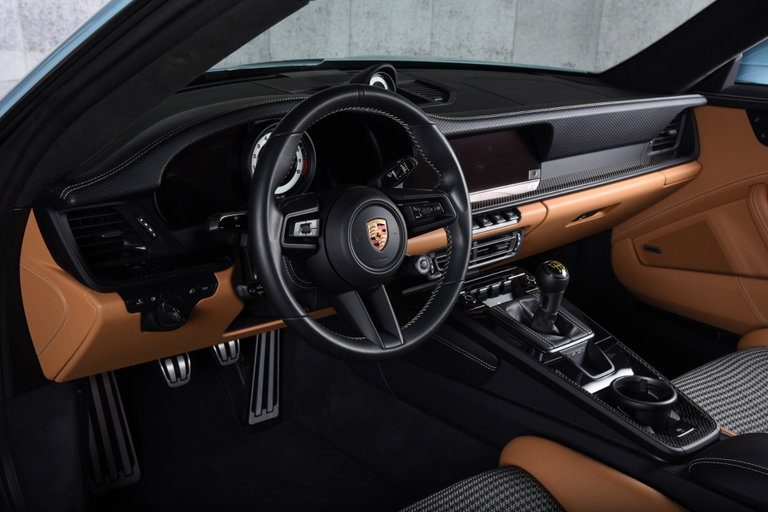 Porsche 992 GT3 Touring