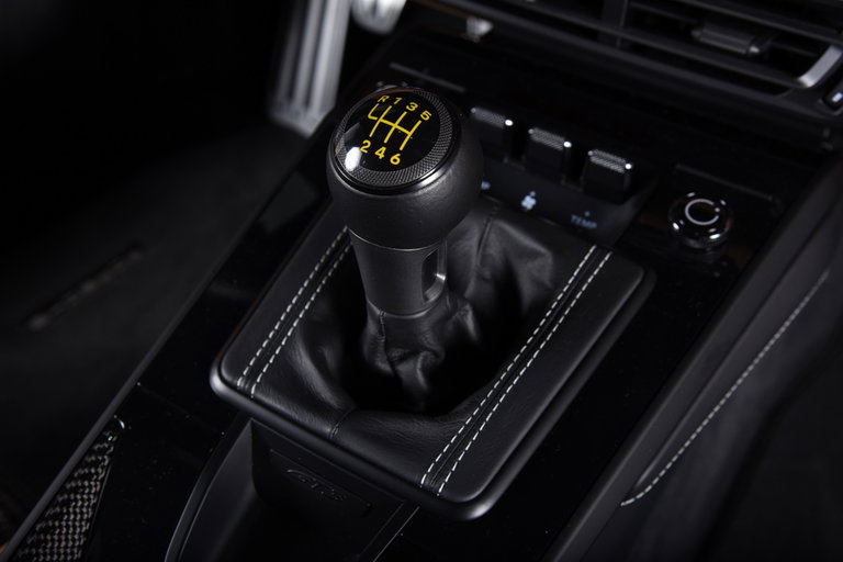 Porsche 992 GT3 Touring