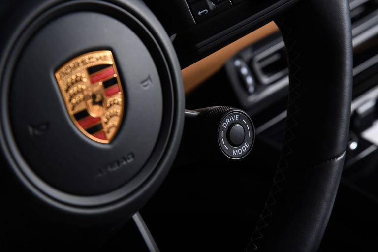 Porsche 992 GT3 Touring