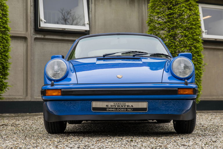 Porsche 911 Carrera 3.0