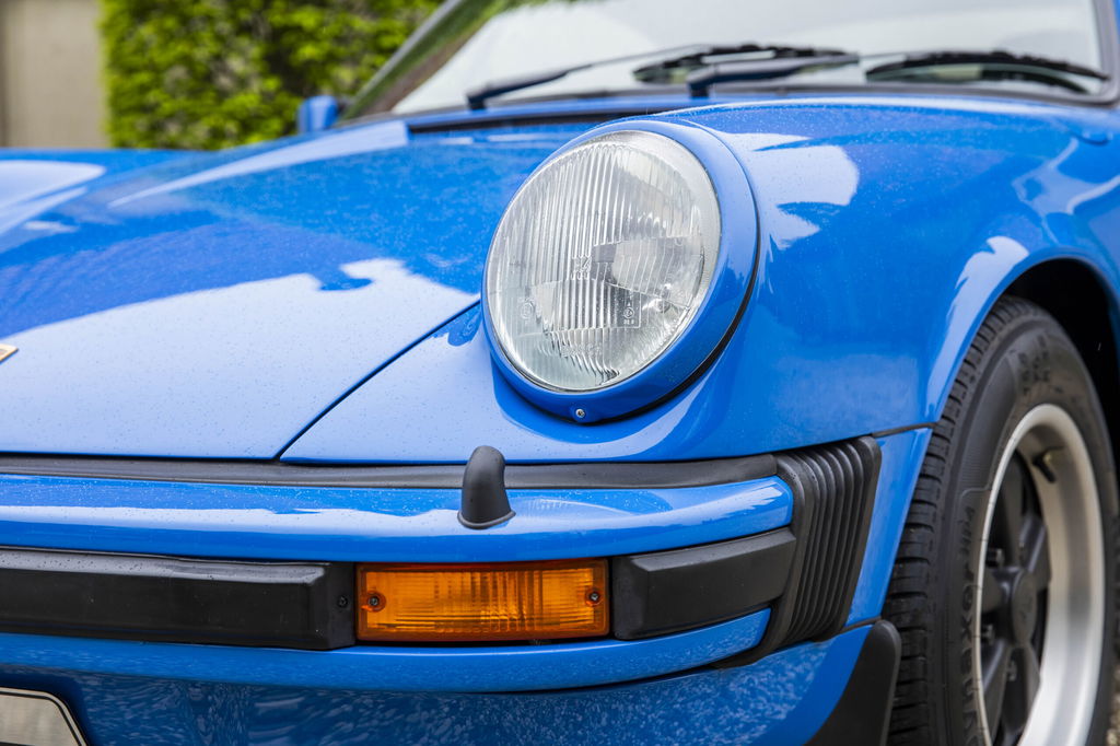 Porsche 911 Carrera 3.0