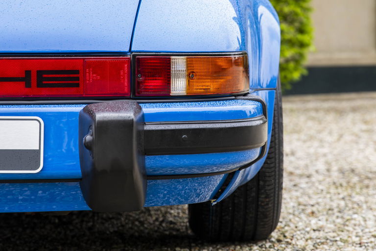 Porsche 911 Carrera 3.0