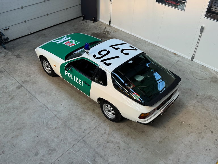 Porsche 924