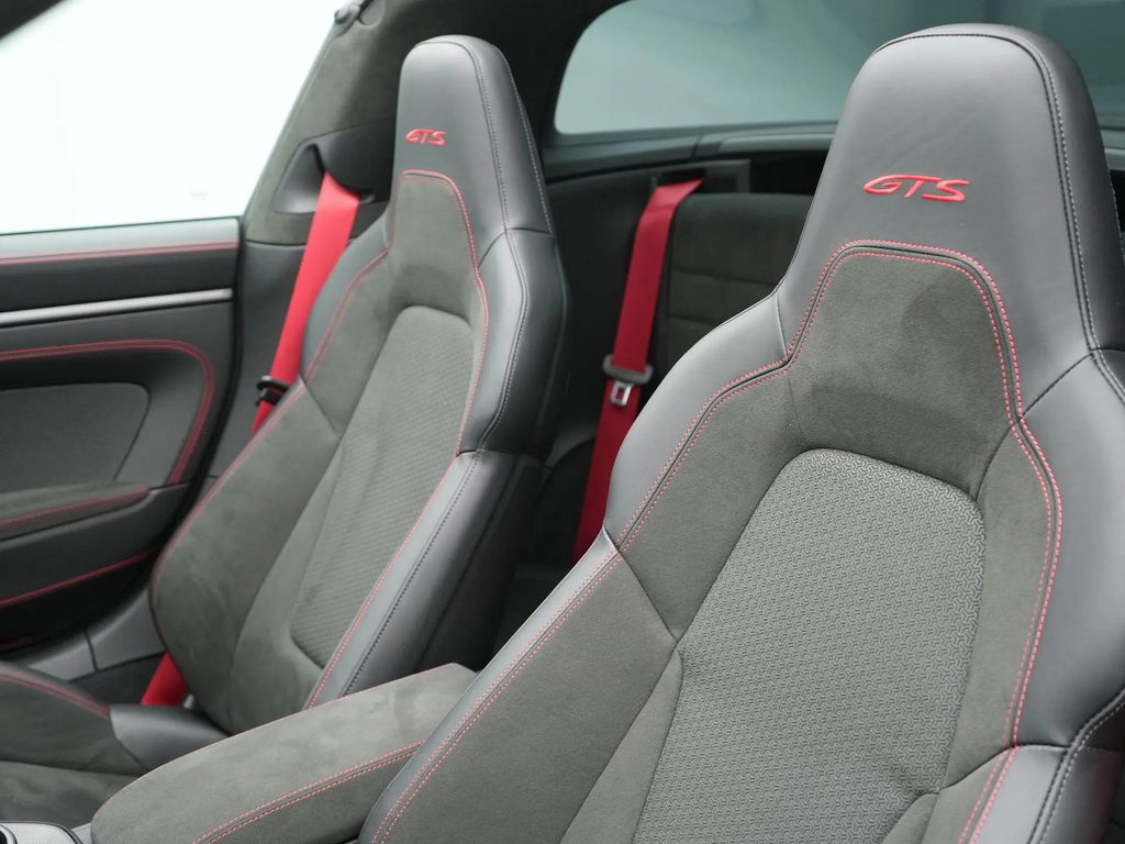 Porsche 992.2 Targa 4 GTS