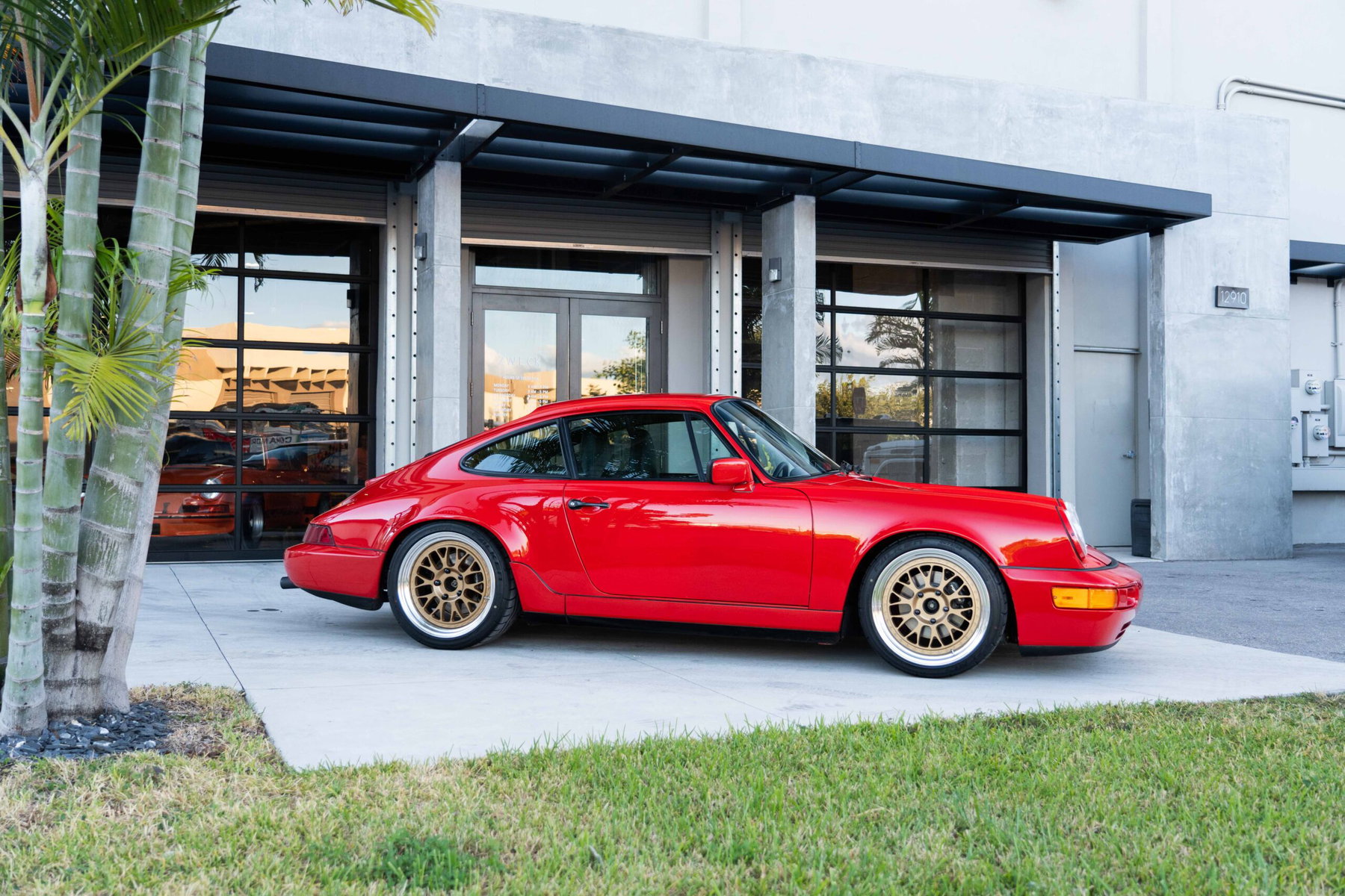 Porsche 964 Carrera 2 1990 - elferspot.com - Marketplace for