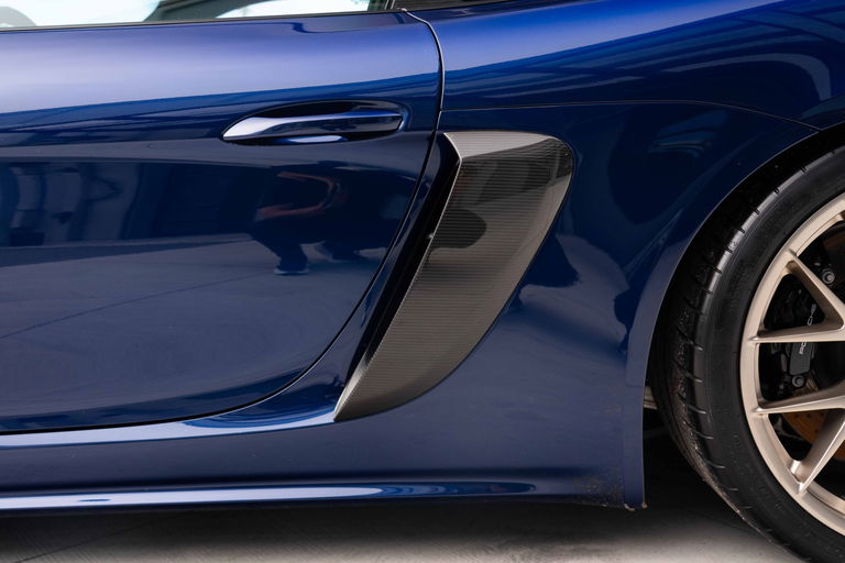 Porsche 718 Cayman GT4 RS