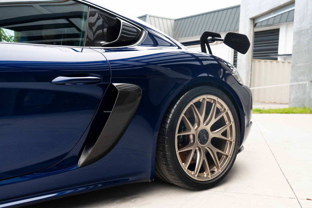 Porsche 718 Cayman GT4 RS