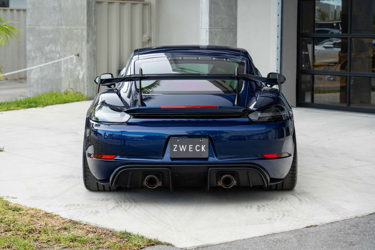 Porsche 718 Cayman GT4 RS