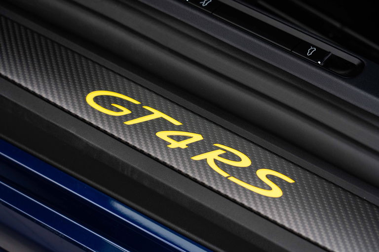 Porsche 718 Cayman GT4 RS