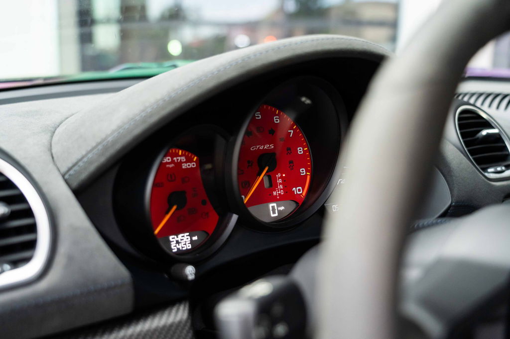 Porsche 718 Cayman GT4 RS