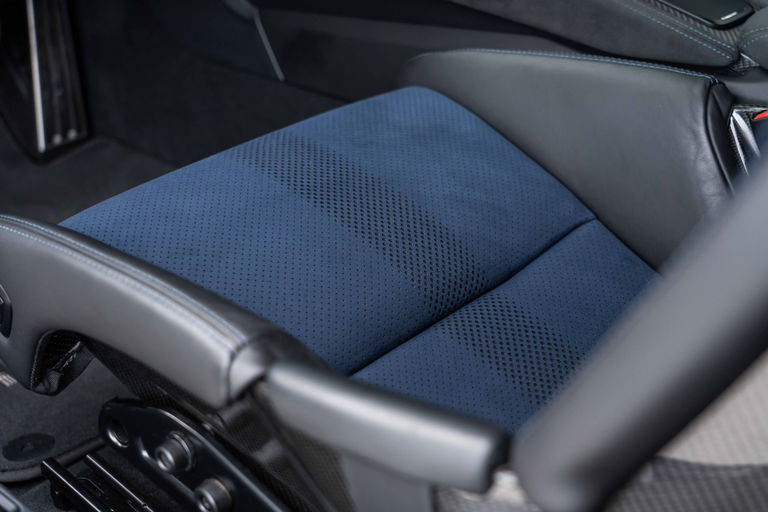 Porsche 718 Cayman GT4 RS