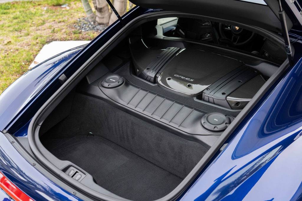 Porsche 718 Cayman GT4 RS