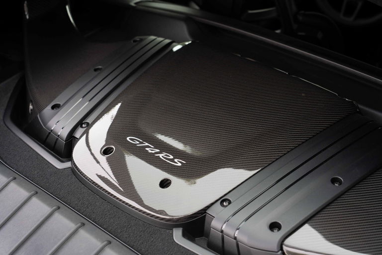 Porsche 718 Cayman GT4 RS