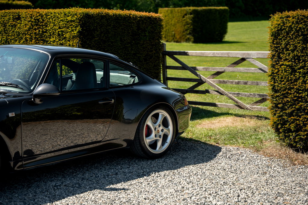 Porsche 993 Carrera 4S