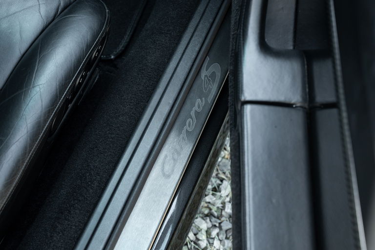 Porsche 993 Carrera 4S