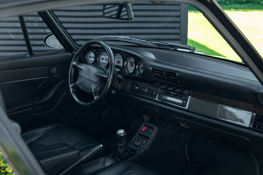 Porsche 993 Carrera 4S