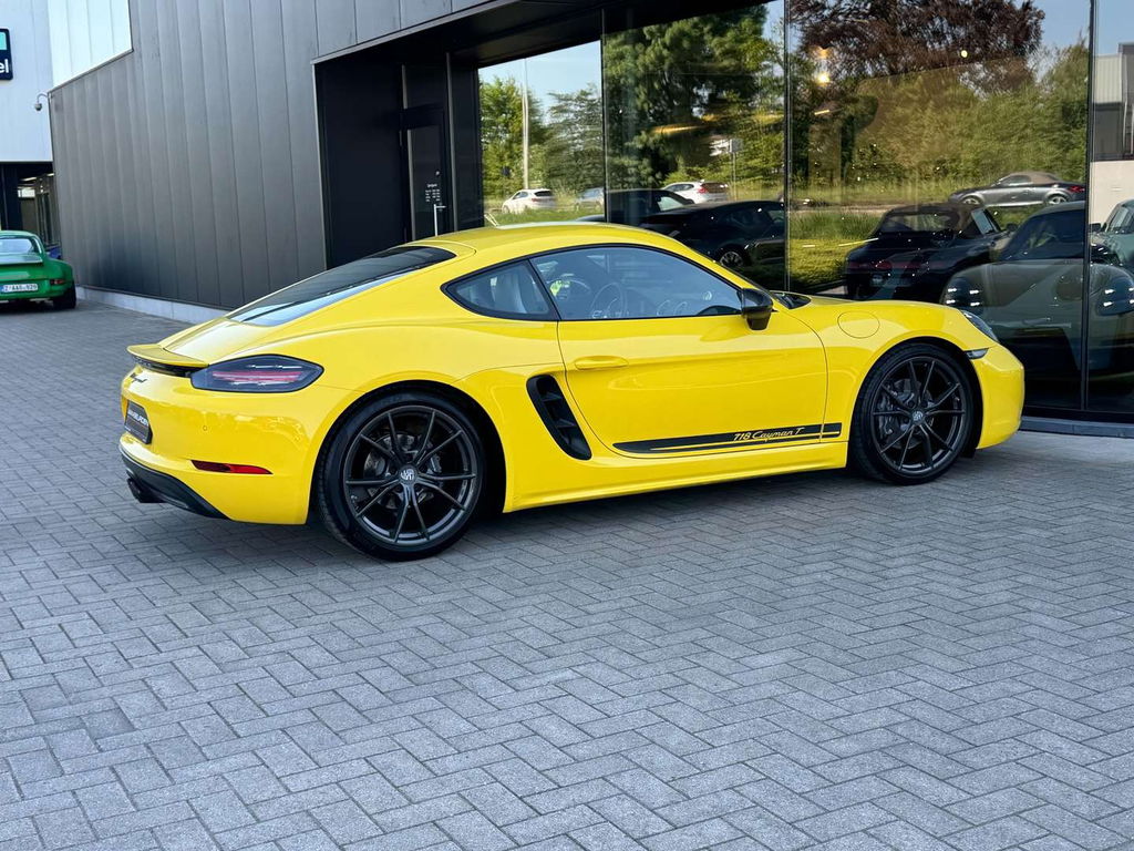 Porsche 718 Cayman T