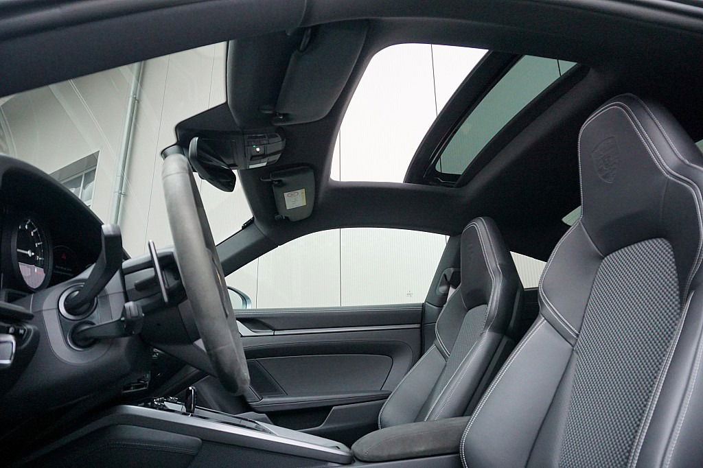 Porsche 992 Carrera S