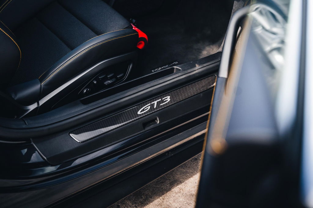 Porsche 992 GT3 Touring