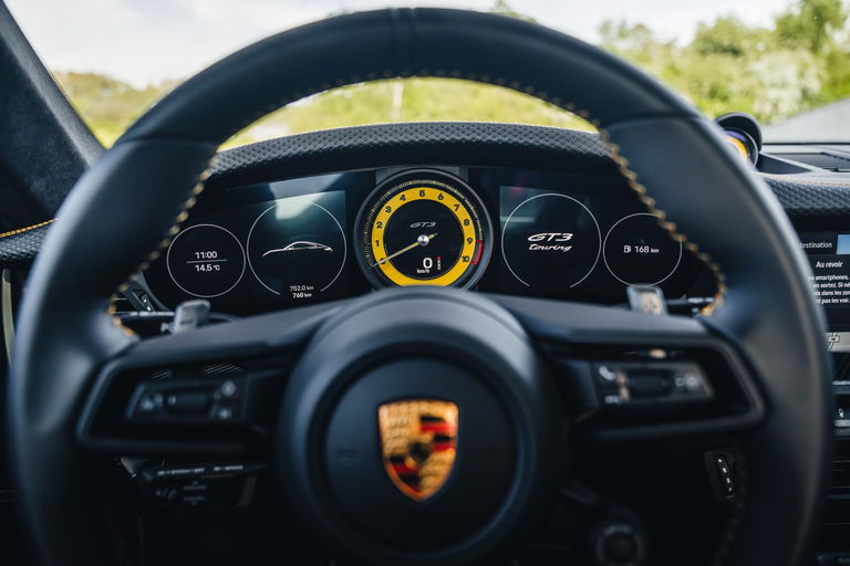 Porsche 992 GT3 Touring