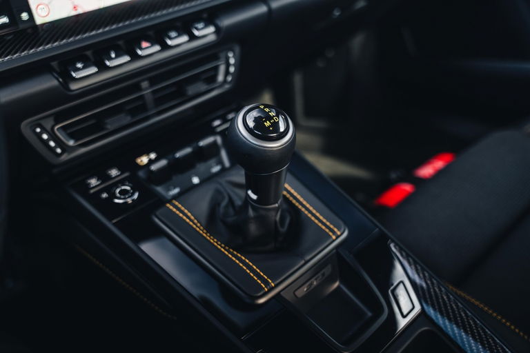 Porsche 992 GT3 Touring