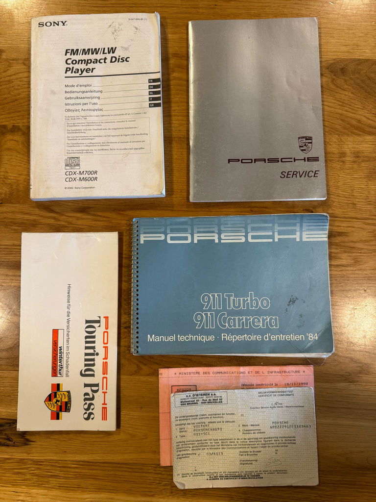 Porsche 911 Carrera 3.2