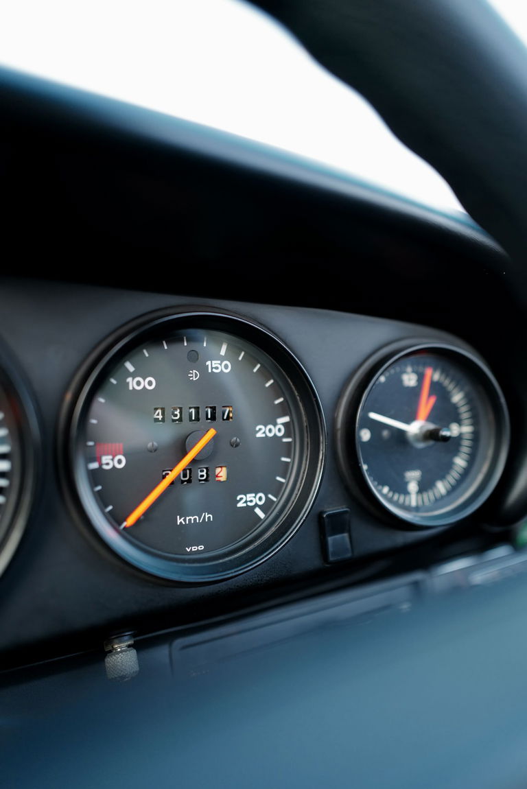 Porsche 911 „25 Jahre Jubiläumsmodell“