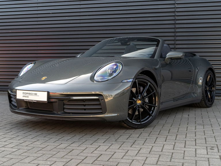 Porsche 992 Carrera