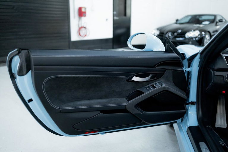 Porsche 981 Boxster Spyder