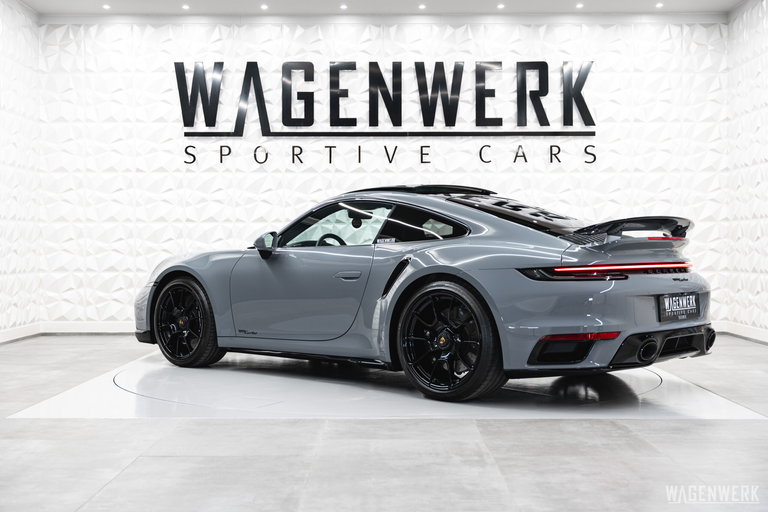 Porsche 992 Turbo