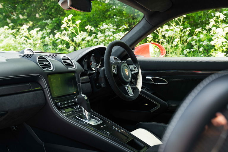 Porsche 718 Cayman GTS 4.0