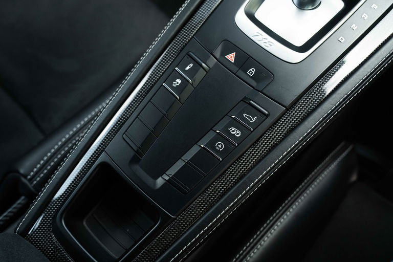 Porsche 718 Cayman GTS 4.0