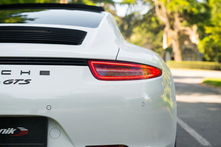 Porsche 991 Carrera GTS