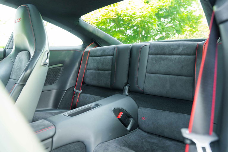 Porsche 991 Carrera GTS