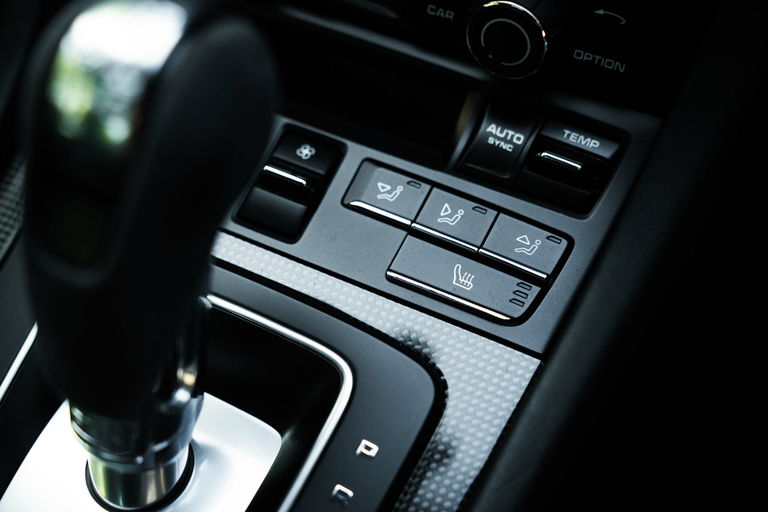 Porsche 991 Carrera GTS