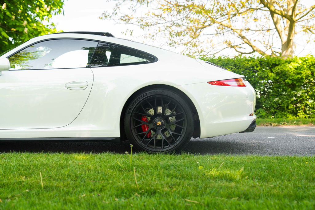 Porsche 991 Carrera GTS