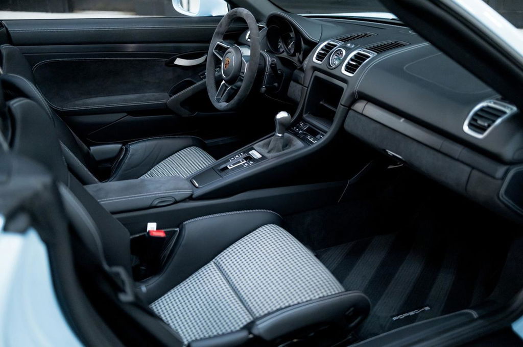 Porsche 981 Boxster Spyder