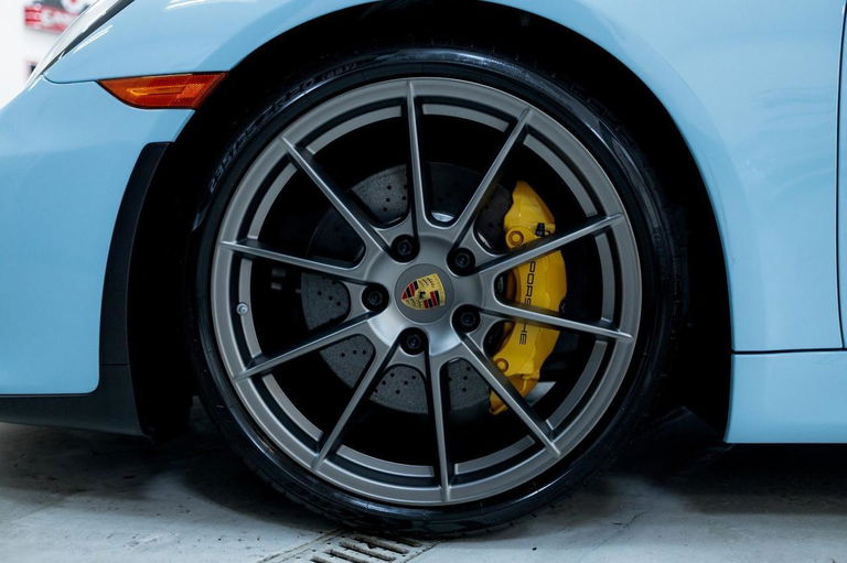 Porsche 981 Boxster Spyder