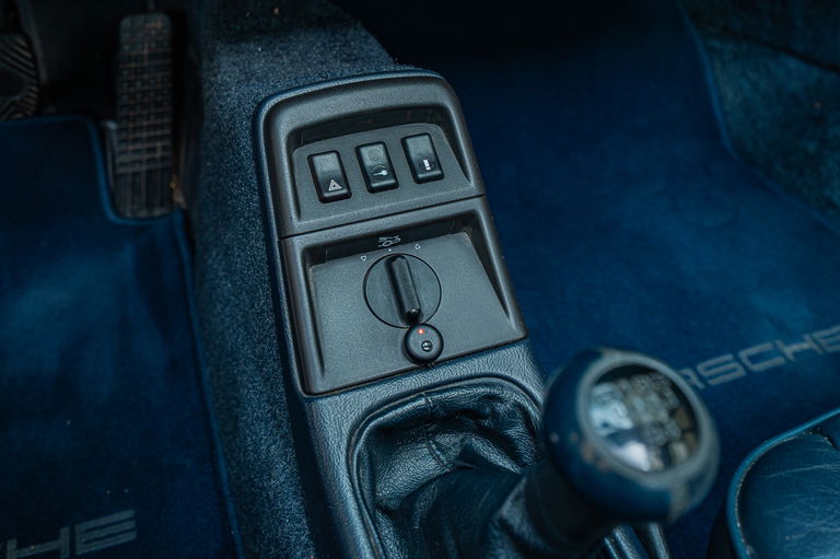 Porsche 964 Carrera 2