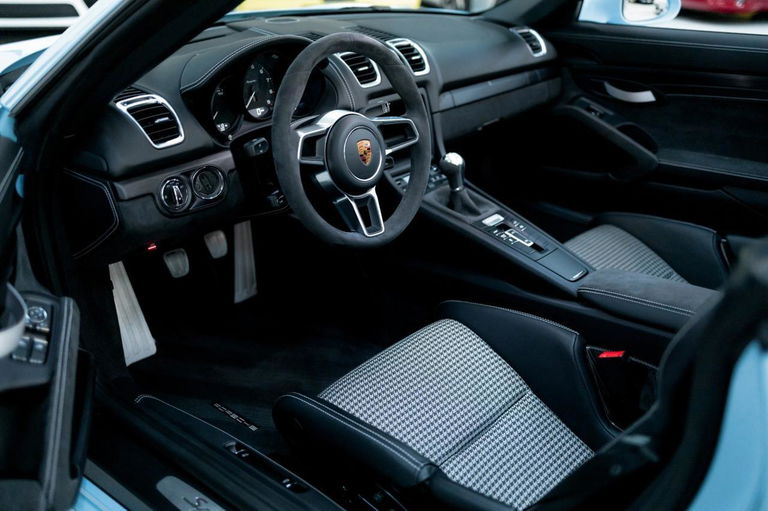 Porsche 981 Boxster Spyder