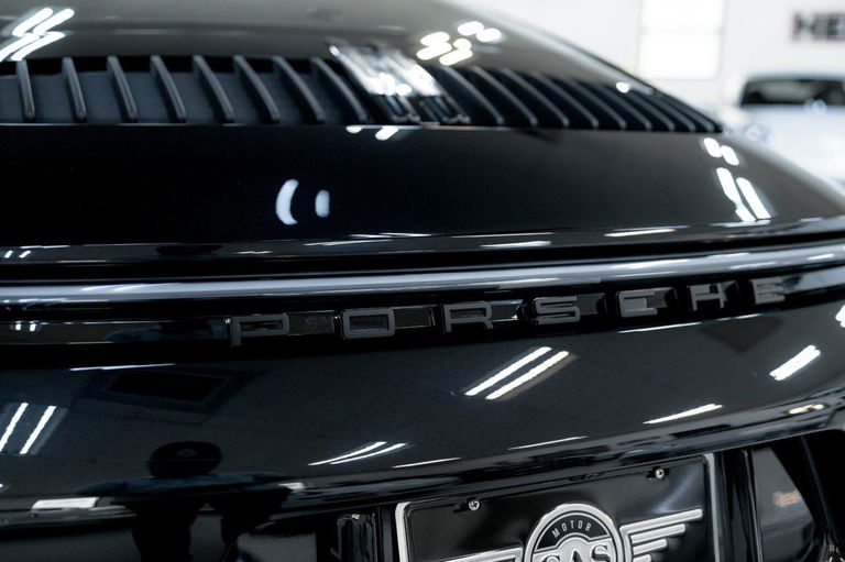 Porsche 992 Carrera GTS