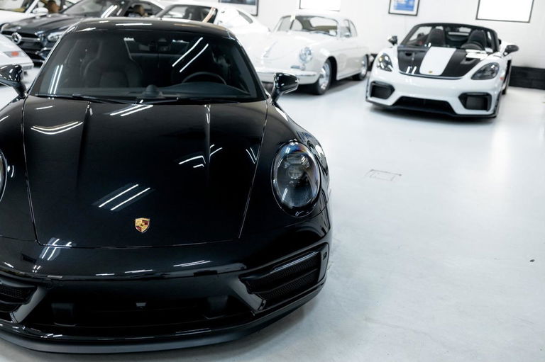 Porsche 992 Carrera GTS