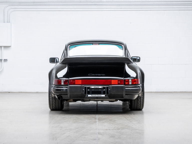 Porsche 911 Carrera 3.2 (US)